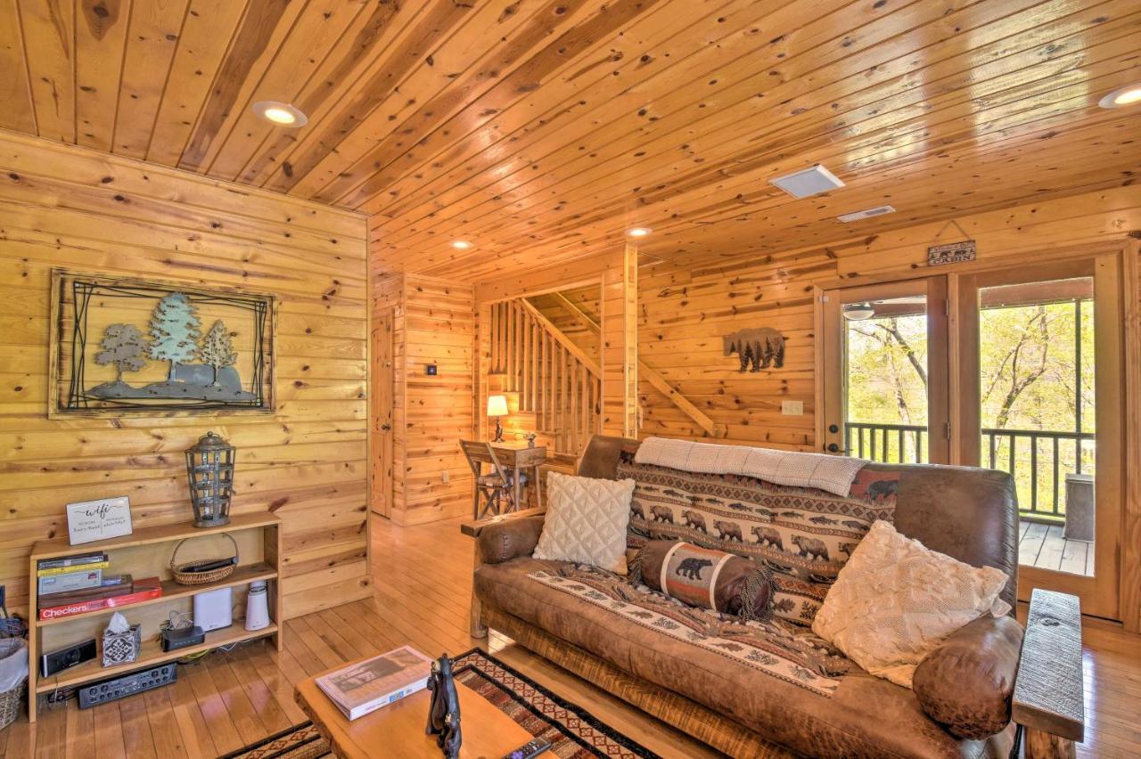 Cozy Hiawassee Cabin With Fire Pit And Mtn Views! المظهر الخارجي الصورة