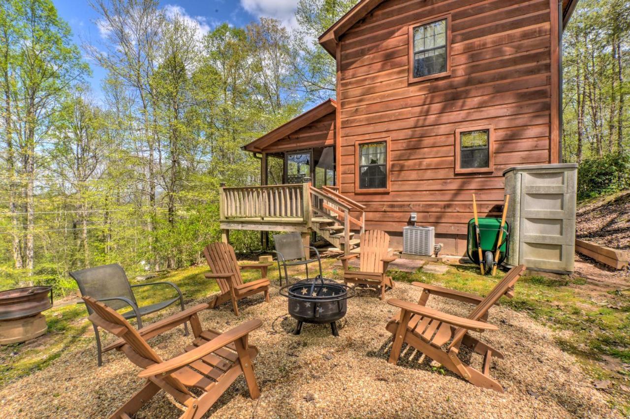 Cozy Hiawassee Cabin With Fire Pit And Mtn Views! المظهر الخارجي الصورة